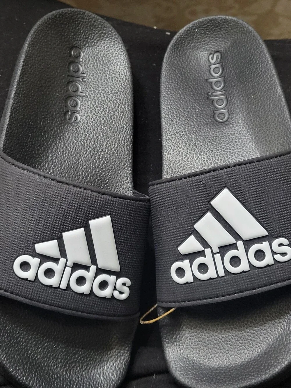 ADIDAS ADILETTE SHOWER SHOES NWT